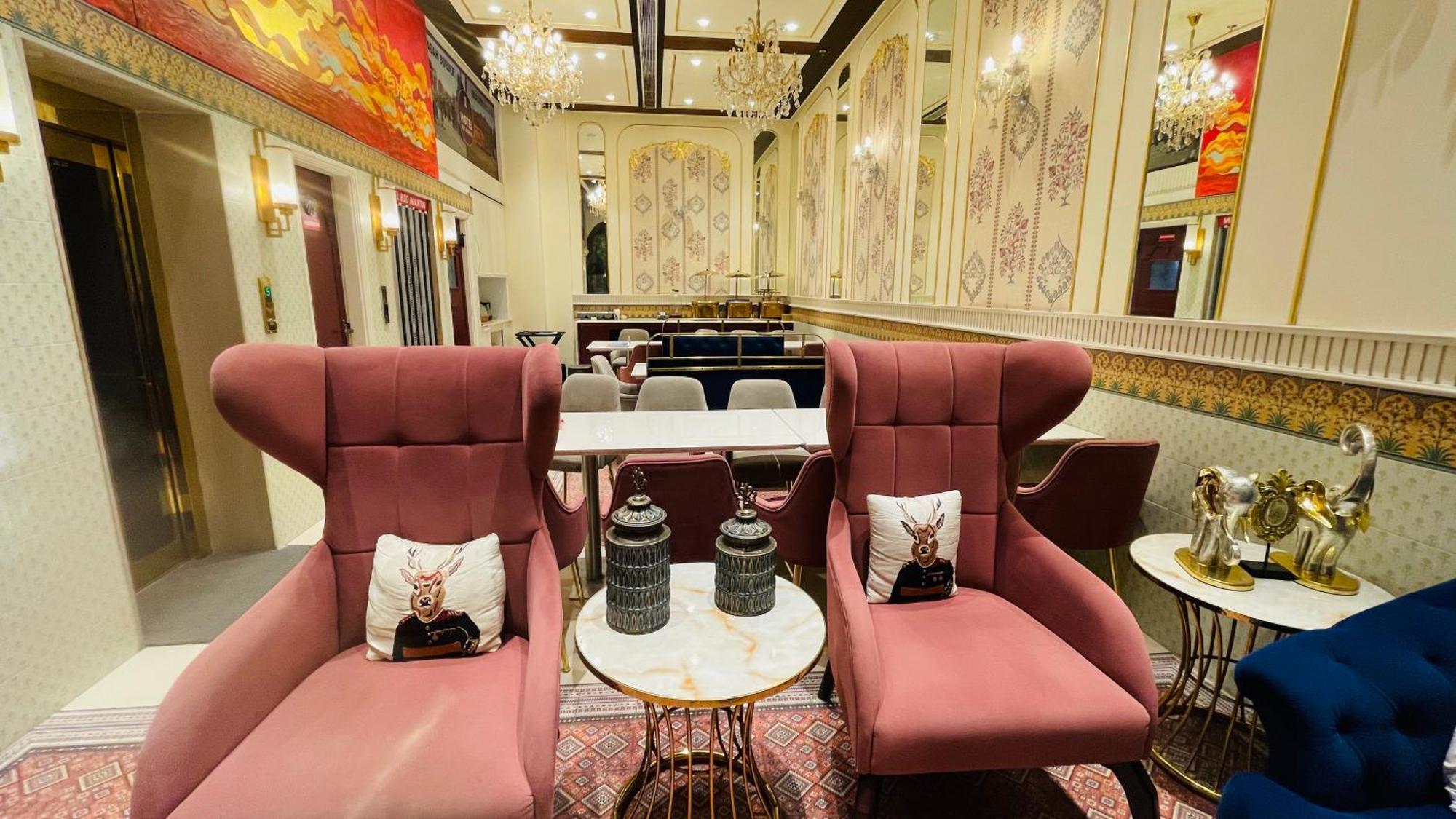 Hotel The Red Martin Near Jallianwala Bagh